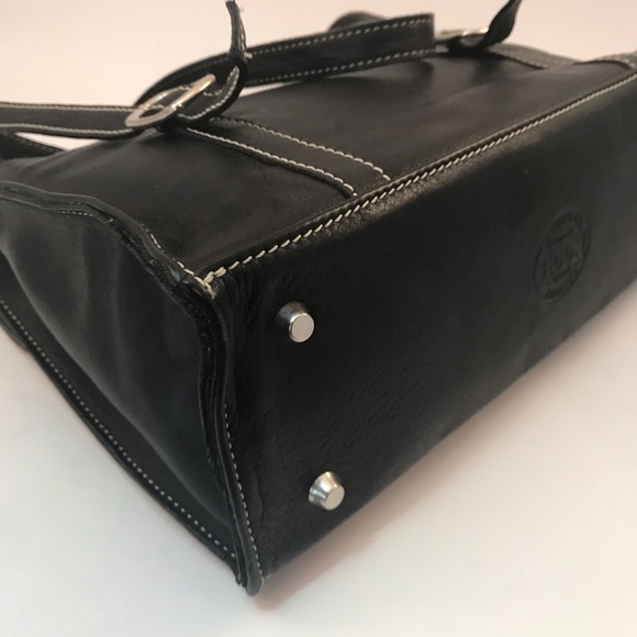 Roots Black Leather Handbag - Picture 9 of 11